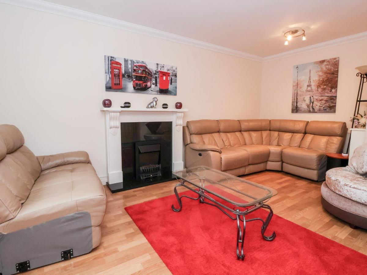 Вилла 1 Cockerill Fold Беверли Экстерьер фото